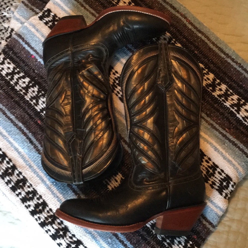 Ariat cowboy boots